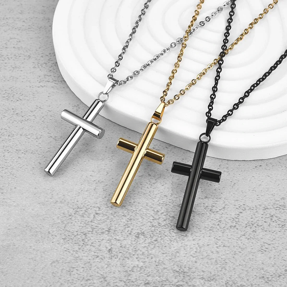 2023 Cross Pendant Necklace Women Men Stainless Steel Link Chain Charm Necklace Cool Boys Girls Punk Hip Hop Jewelry Gift