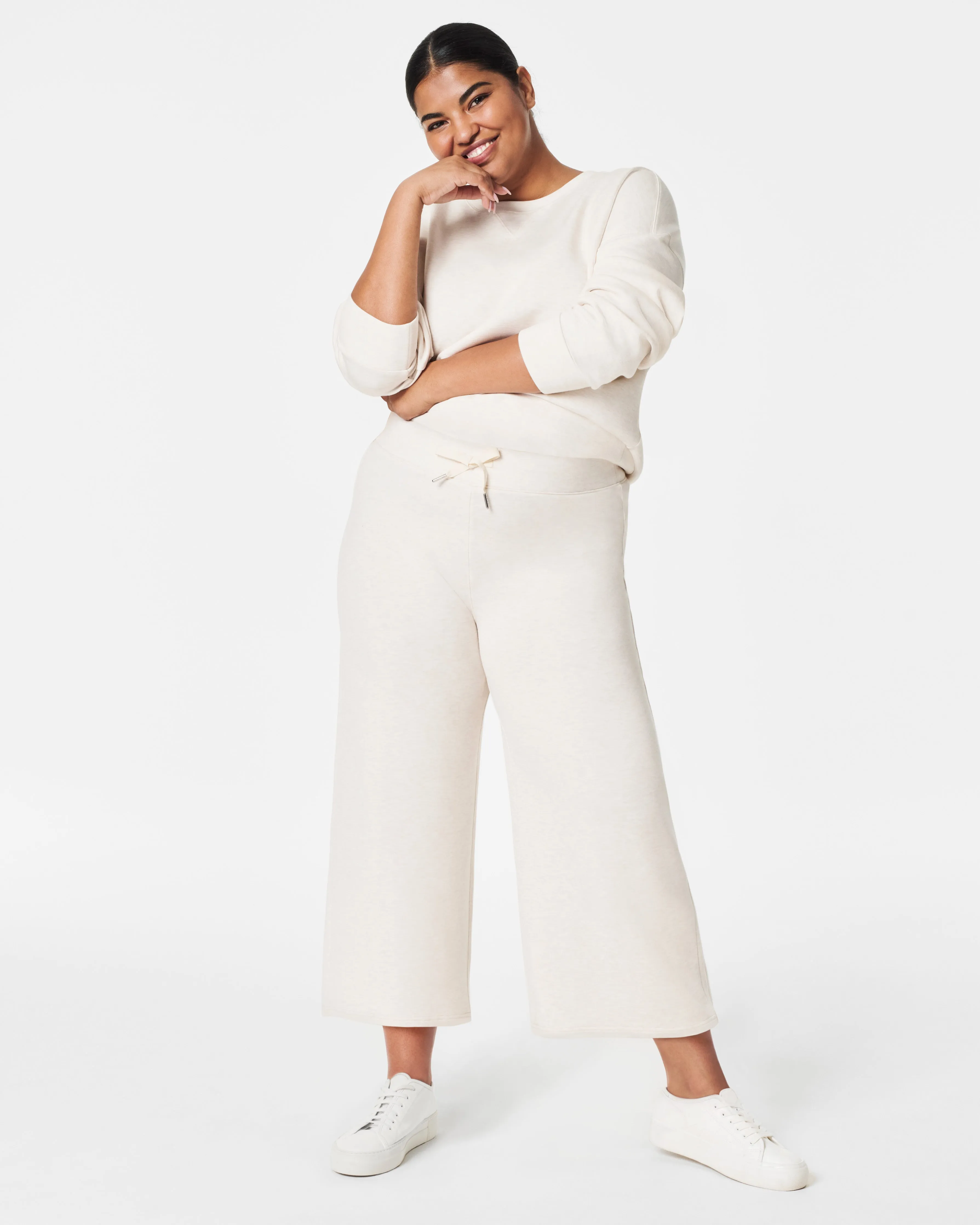 AirEssentials Cropped Wide Leg Pant