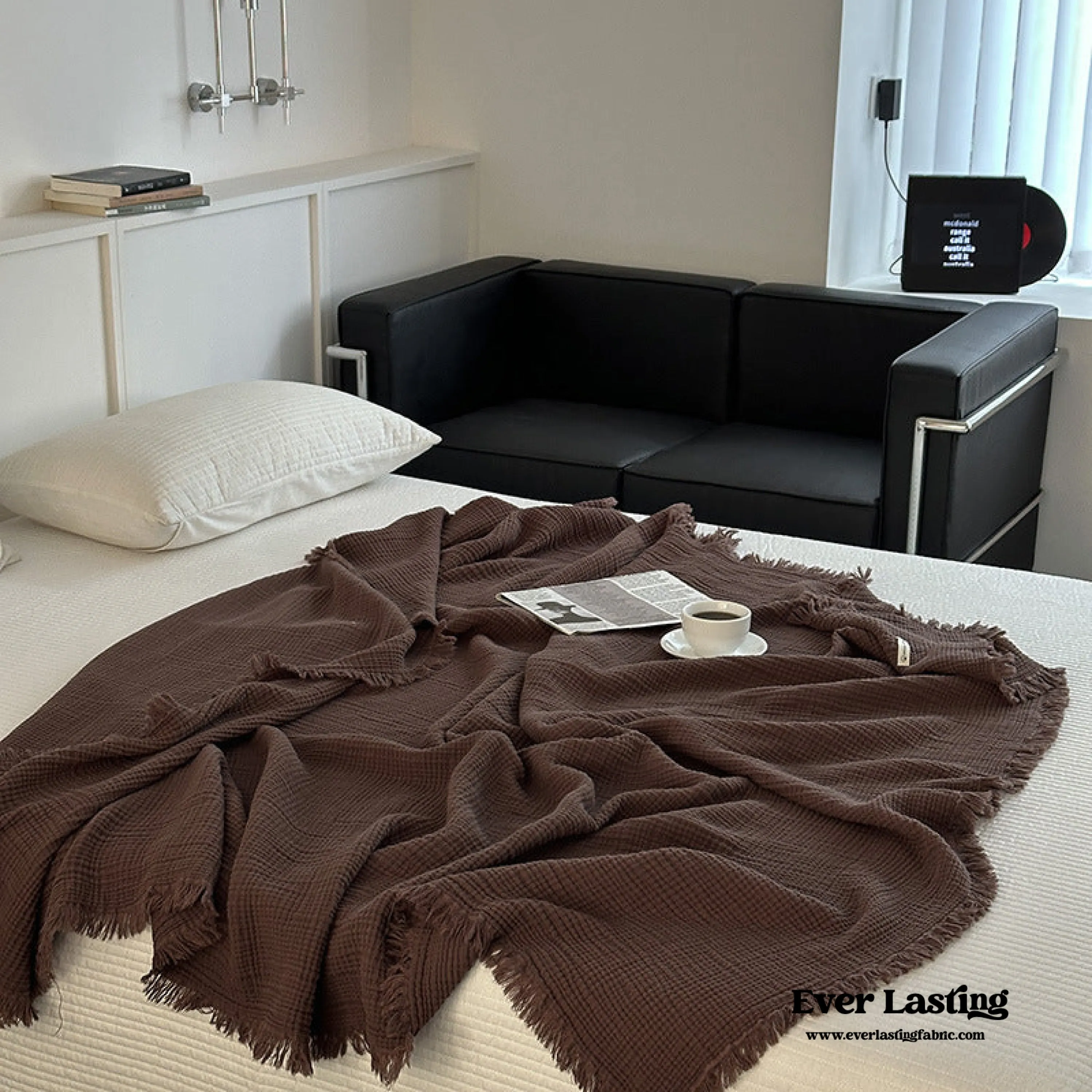 Assorted Latte Breathable Blanket / Warm Brown