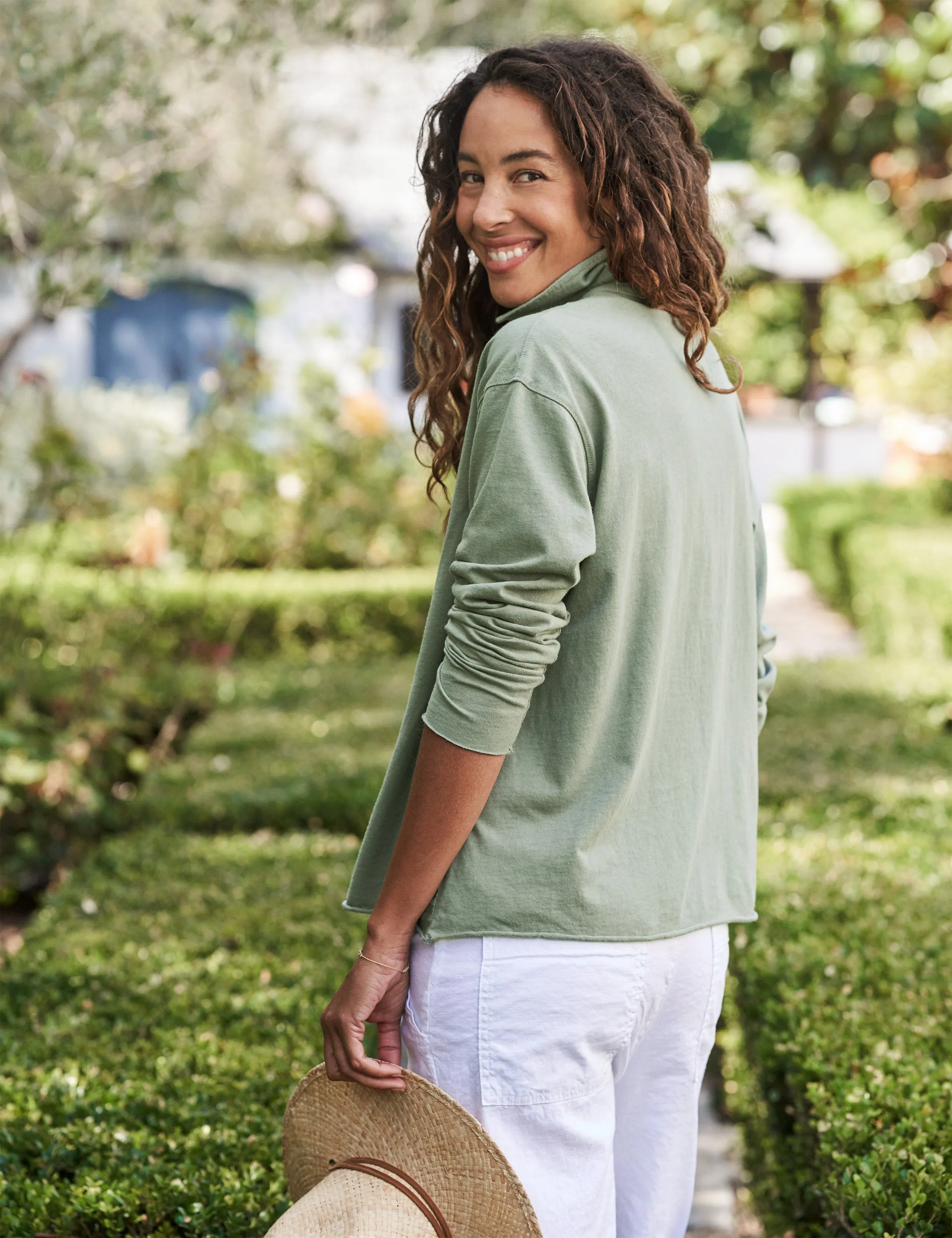 Frank & Eileen - Popover Henley in Sage