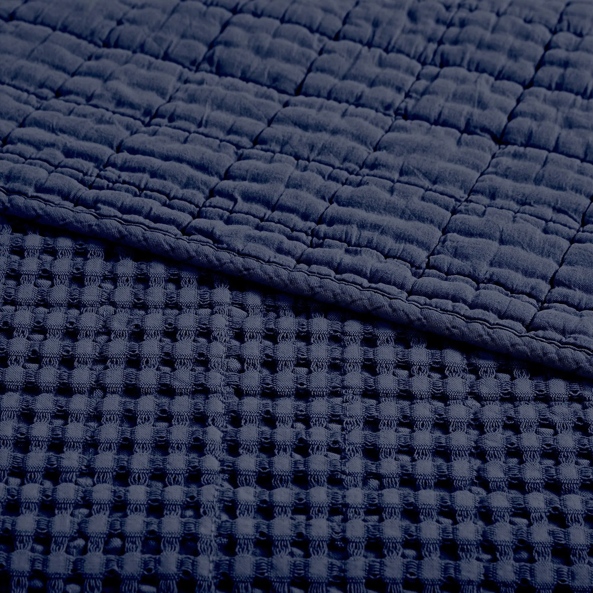 modern Mills Waffle - King/Cal King Quilt Set - Grey Cotton Waffle - Quilt Size (106 x 92in.), Sham Size (36 x 20in.) Navy Full/Queen Quilt