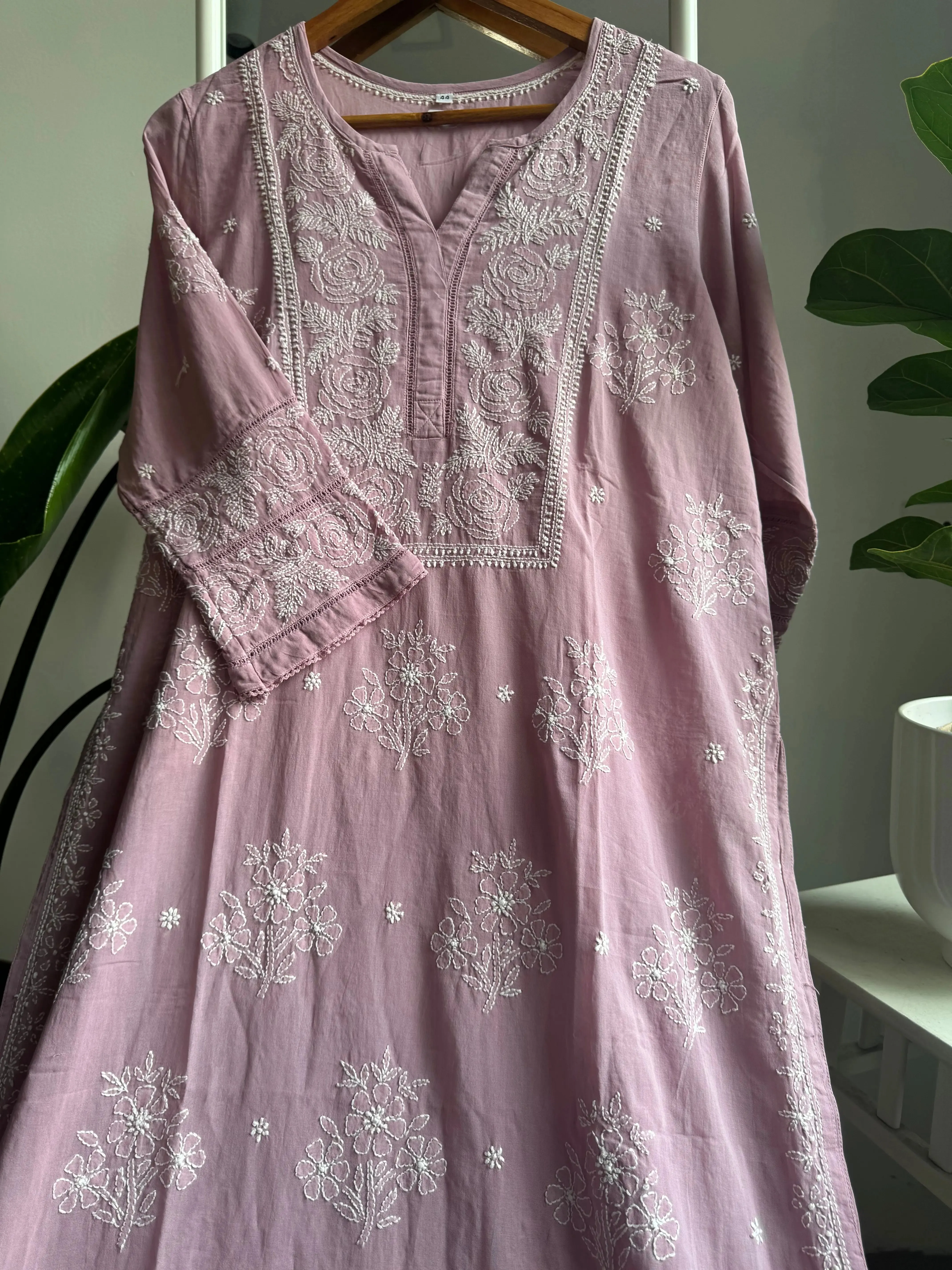 Mul Cotton Chikankari Kurti - Mauve