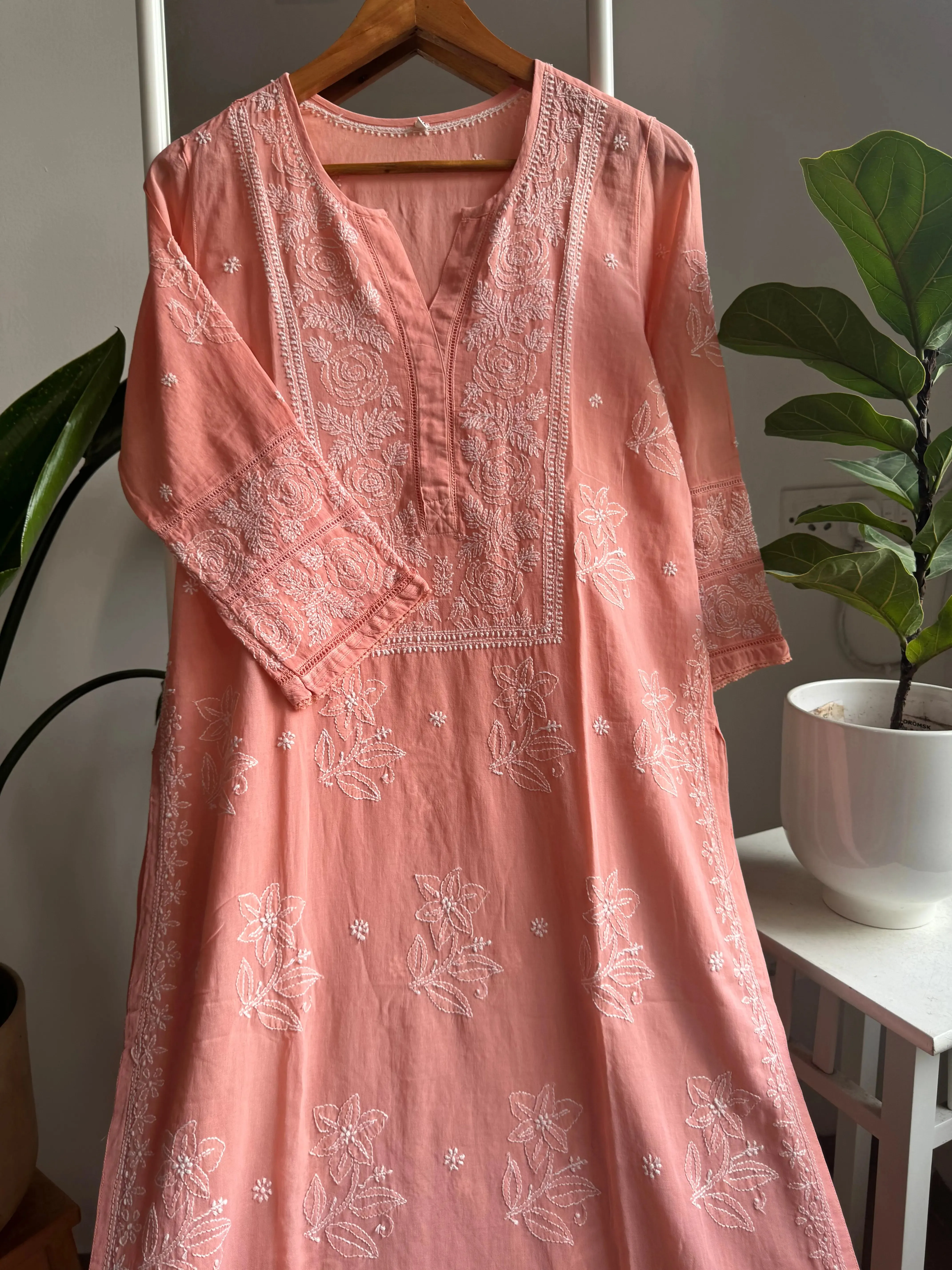 Mul Cotton Chikankari Kurti - Peach