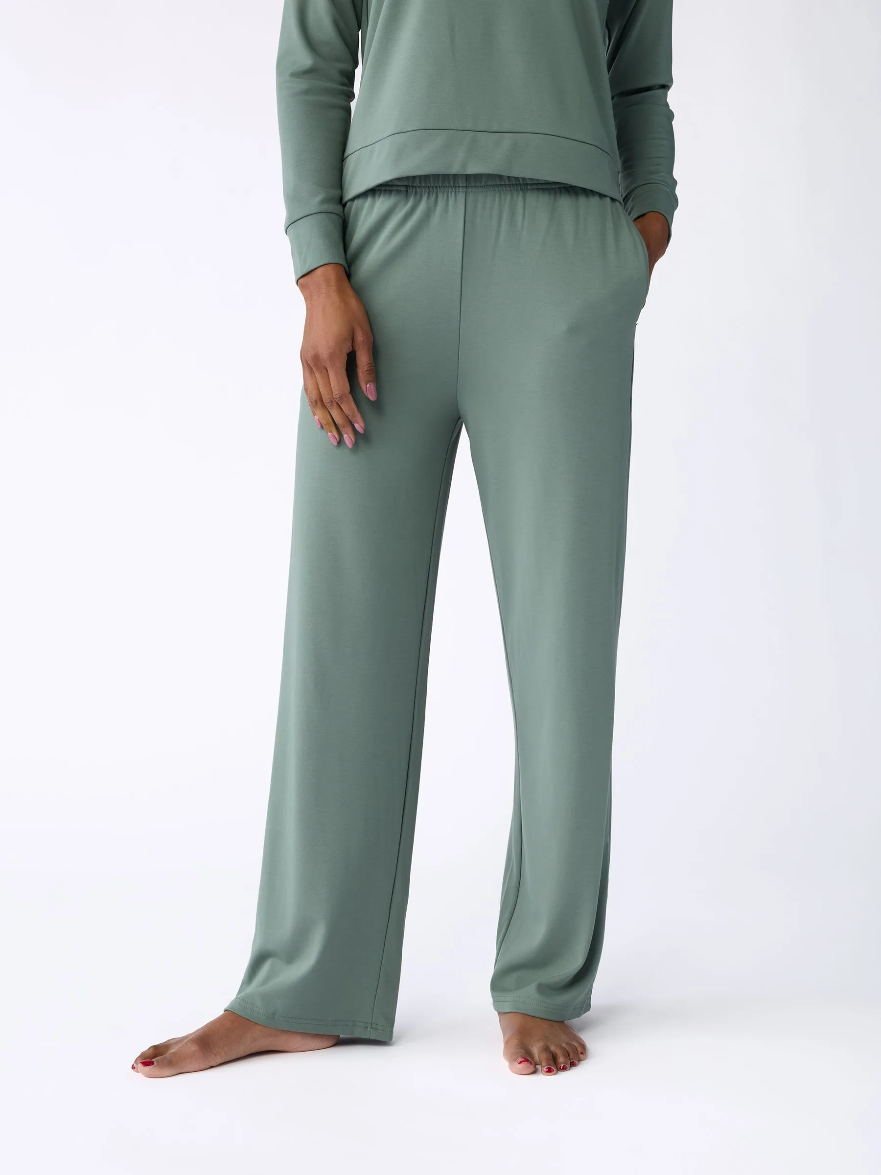 Women's Ultra-Soft Bamboo Wide Leg Pull On Pant